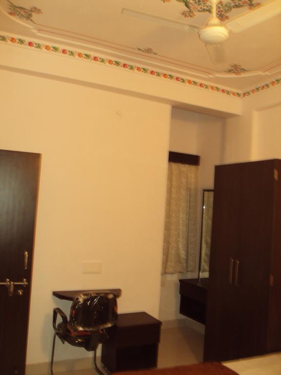 Mewar Avenue Guest House Udaipur Værelse billede